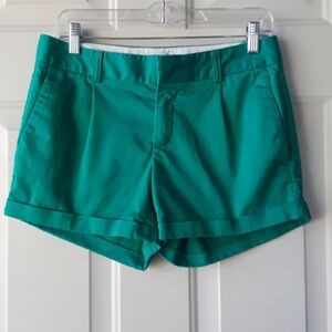 BANANA REPUBLIC. Dressy Shorts.  Size: 4.